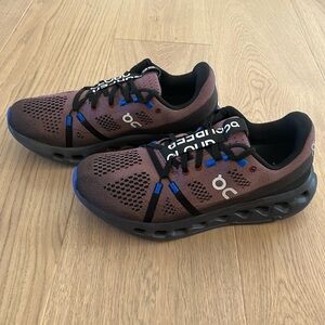 On Cloud ON Cloudsurfer Black Cobalt Women’s 7.5